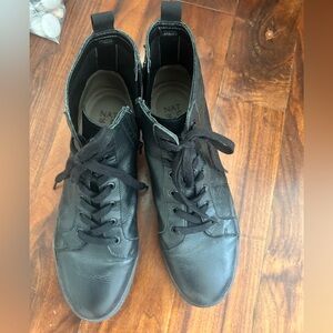 Naturalizer Morrison water repellent women’s shoes size 10.5 black